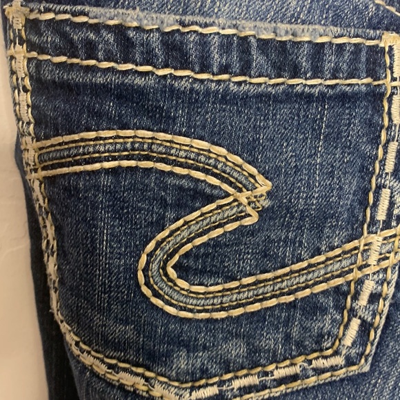 Silver Jeans Suki Capri Jeans Size 29 - Picture 9 of 14